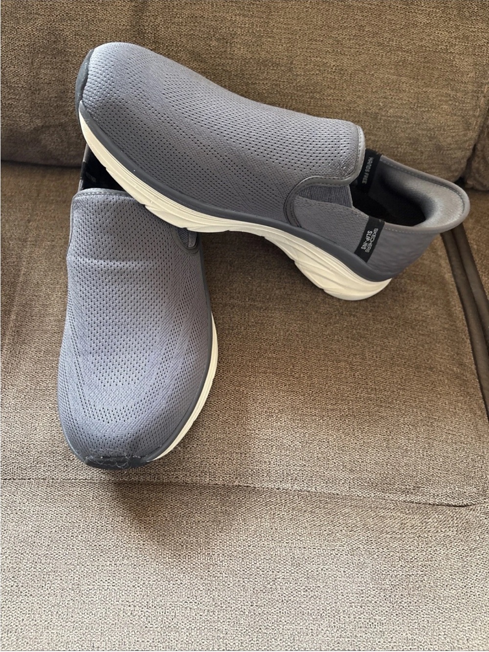 Skechers Mens D Lux Walker Sz 12  Gray Walking Athletic Gray WORN 1x